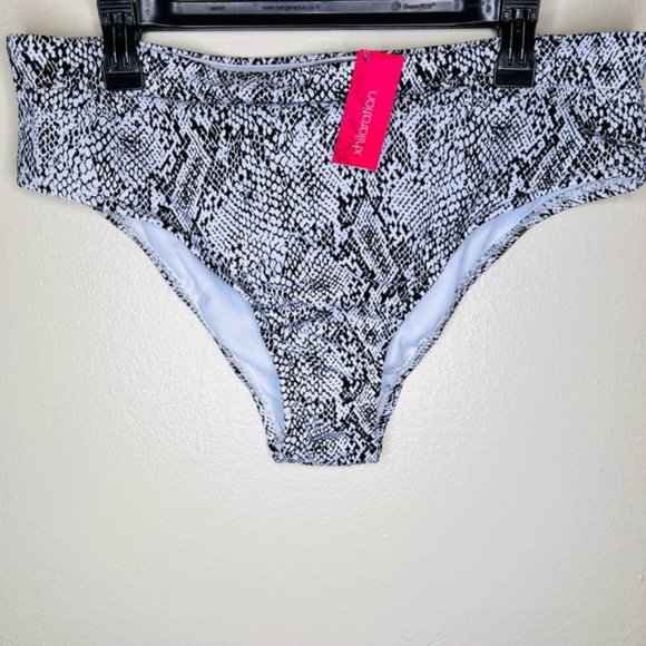 NWT Xhilaration Bikini Bottoms 14W Black & White Snakeskin Print High Waisted - Picture 1 of 6